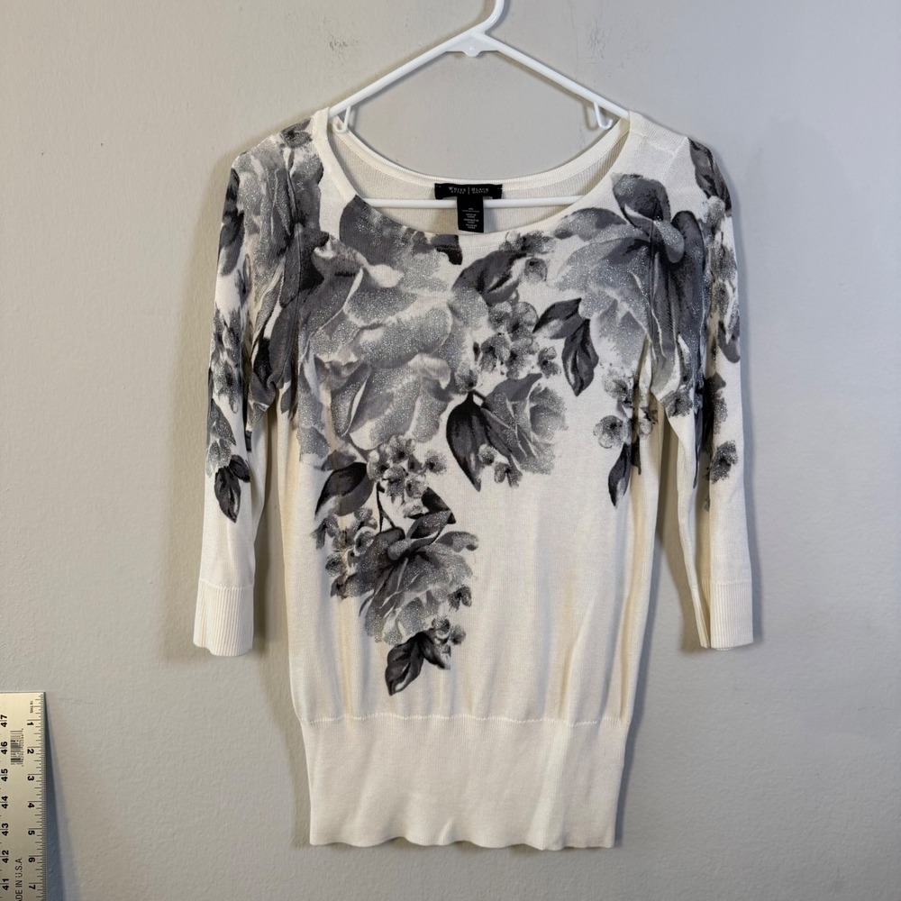 White House Black Market Floral Metallic Shimmer 3/4 Sleeve Sweater XS White‎